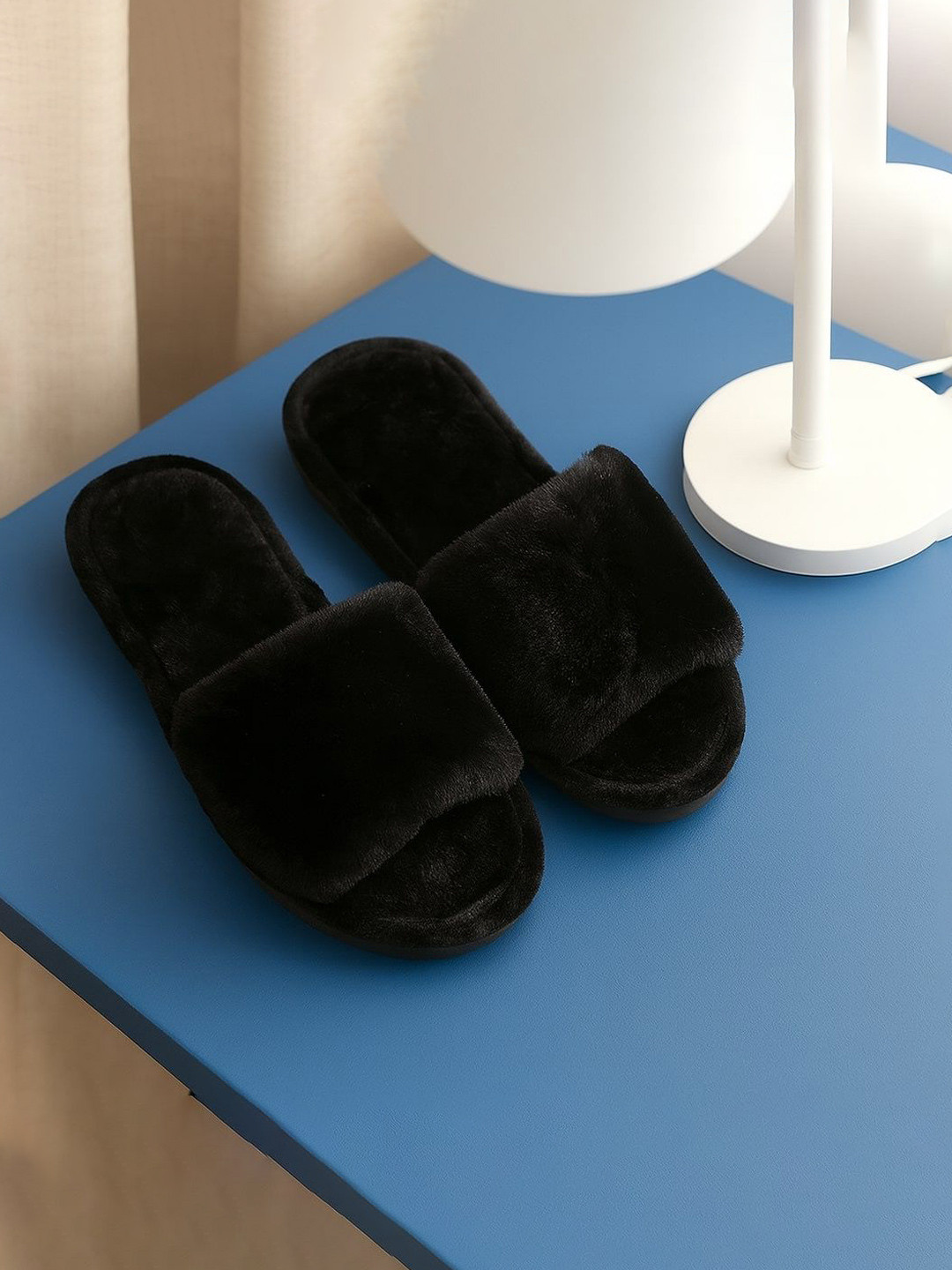 WOLVESDEN Solid Fur Flip Flops and Slipper