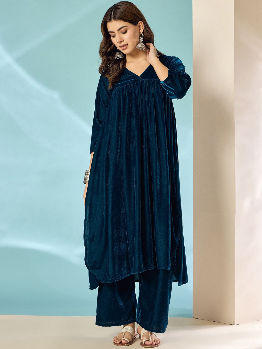 InWeave Women Solid Velevt A-Line Kurta With Trousers