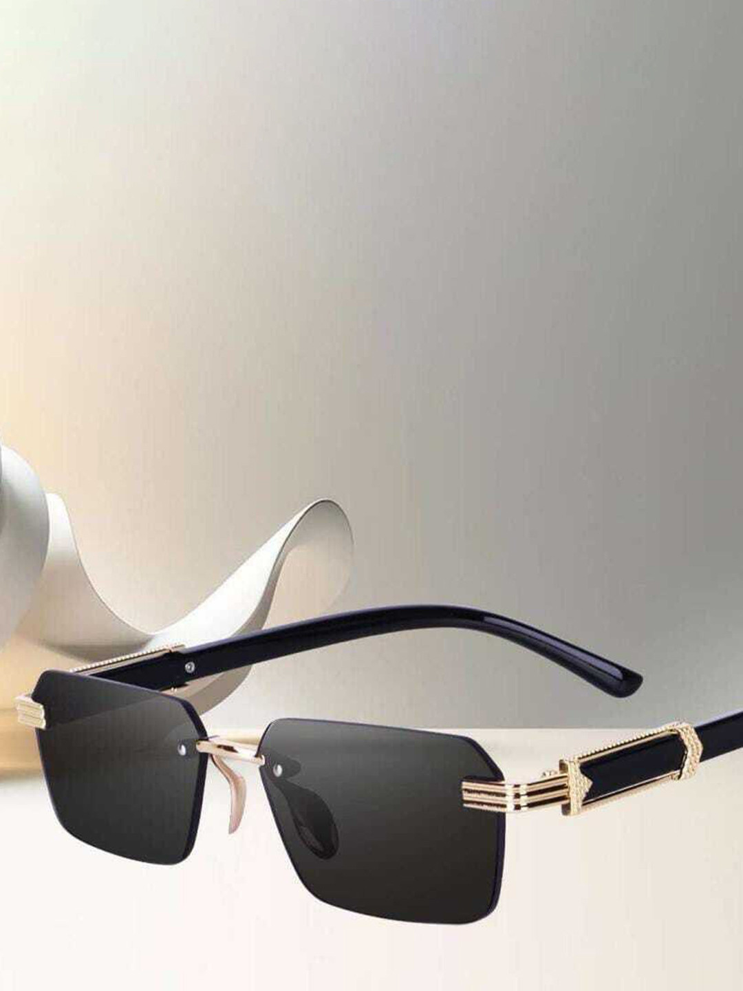 EYMEN I Unisex Rectangle Sunglasses with Polarised and UV eym_IBlack Lion@Rimless