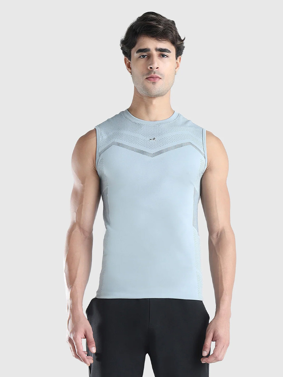 Musclemind Men Moisture Wicking Self Design Round Neck Compression T-shirt
