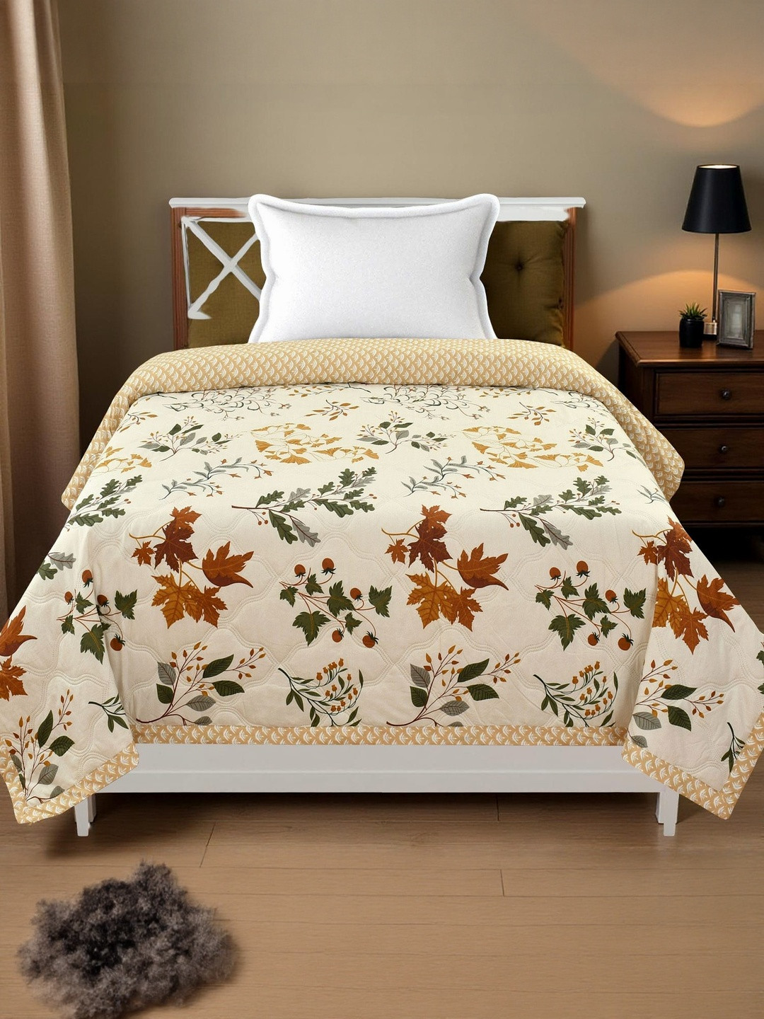 Aura Cream & Brown Floral Ulta Sonic Cotton AC Room 300 GSM Comforter