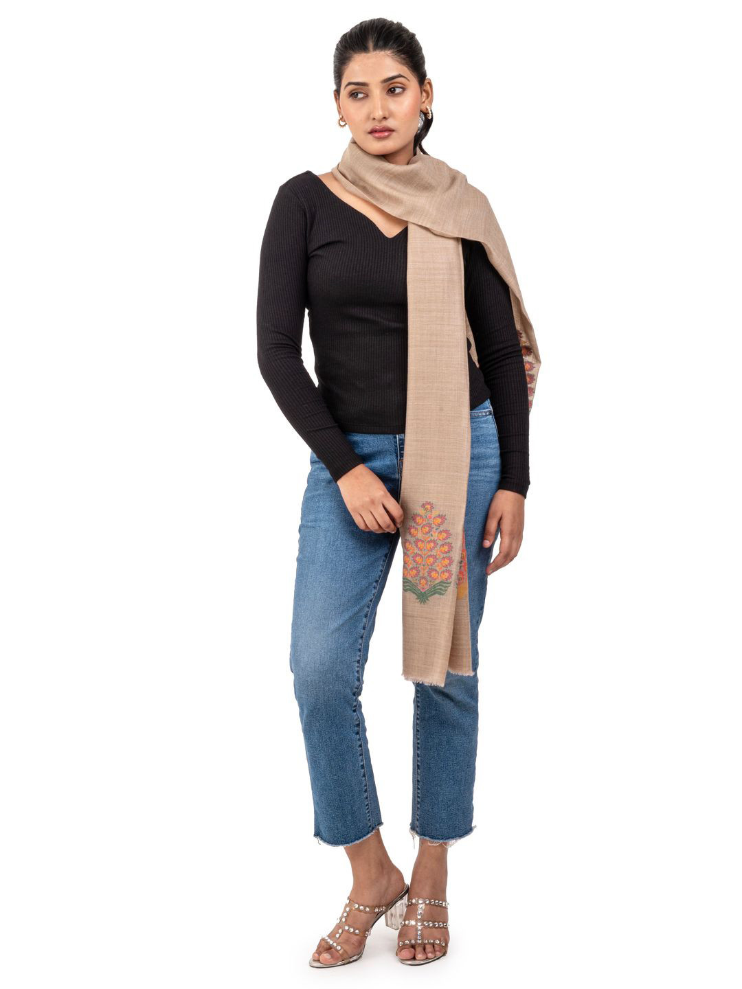 Naureen Women Floral Motifs Fine Wool Woven Design Frayed Stole