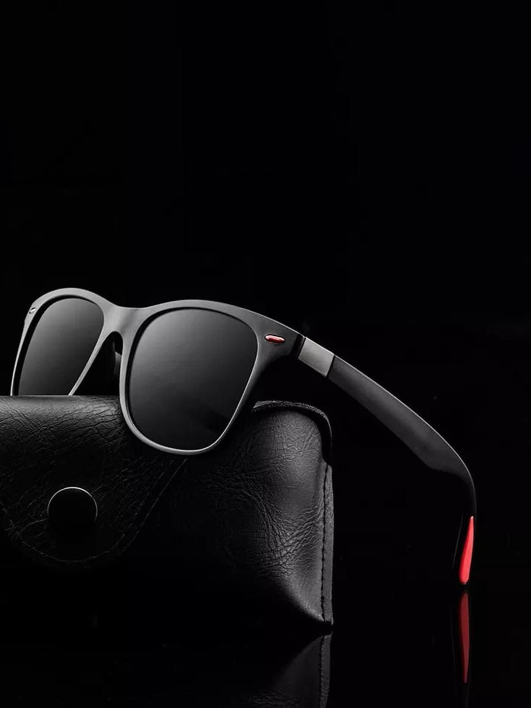 EYMEN I Unisex Full Rim Polarised and UV Protected Lens Wayfarer Sunglasses Red_Tip@MAP