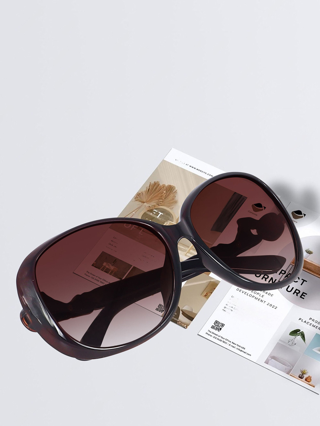 EYMEN I Unisex Oversized Sunglasses with Polarised and UV Protected Brown Cat@Jaguar