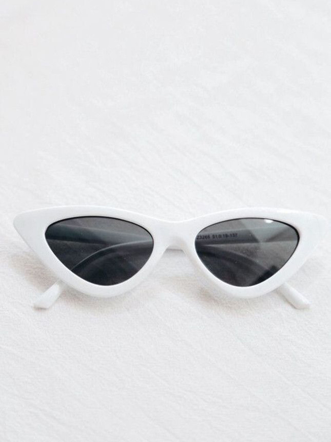 EYMEN I Unisex Aviator Sunglasses with Polarised and UV Protected eym_IWhite Cateye 299