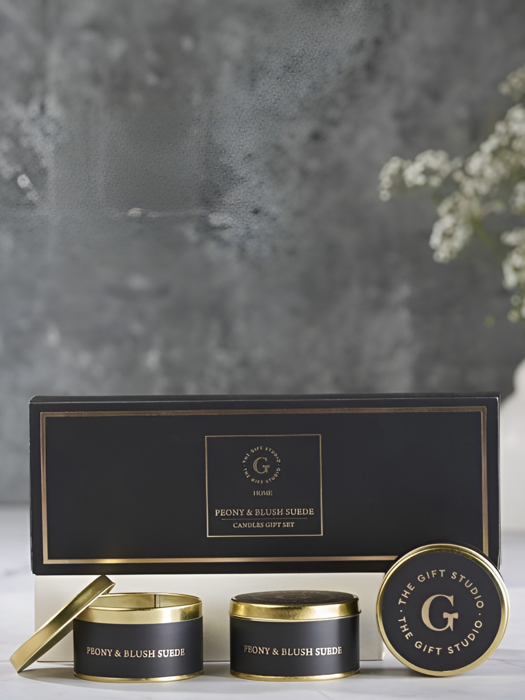 The Gift Studio Black 3 Pieces Solid Candles