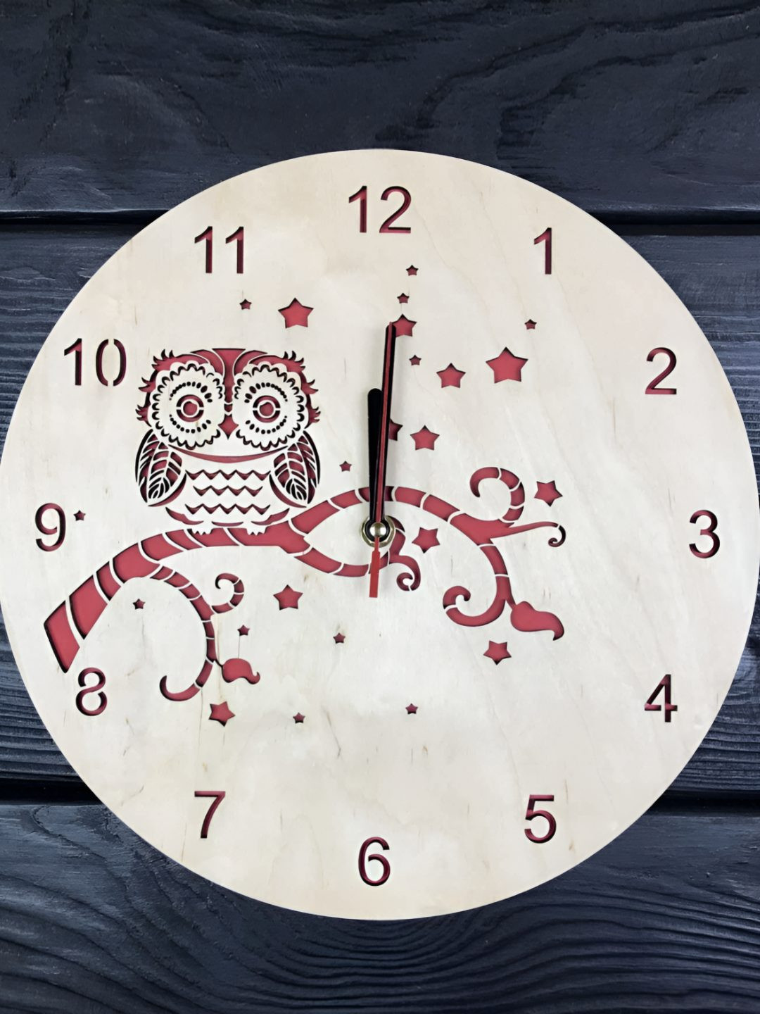 QEZNEF Beige Animal Printed Geometric Analogue Wooden Traditional Wall Clock