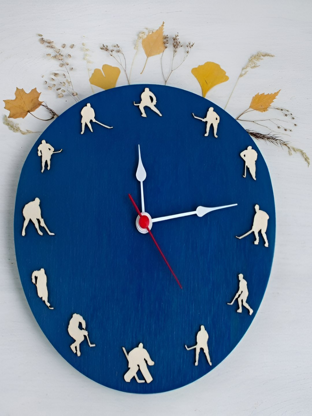 QEZNEF Blue Solid Round Wooden Analog Traditional Wall Clock