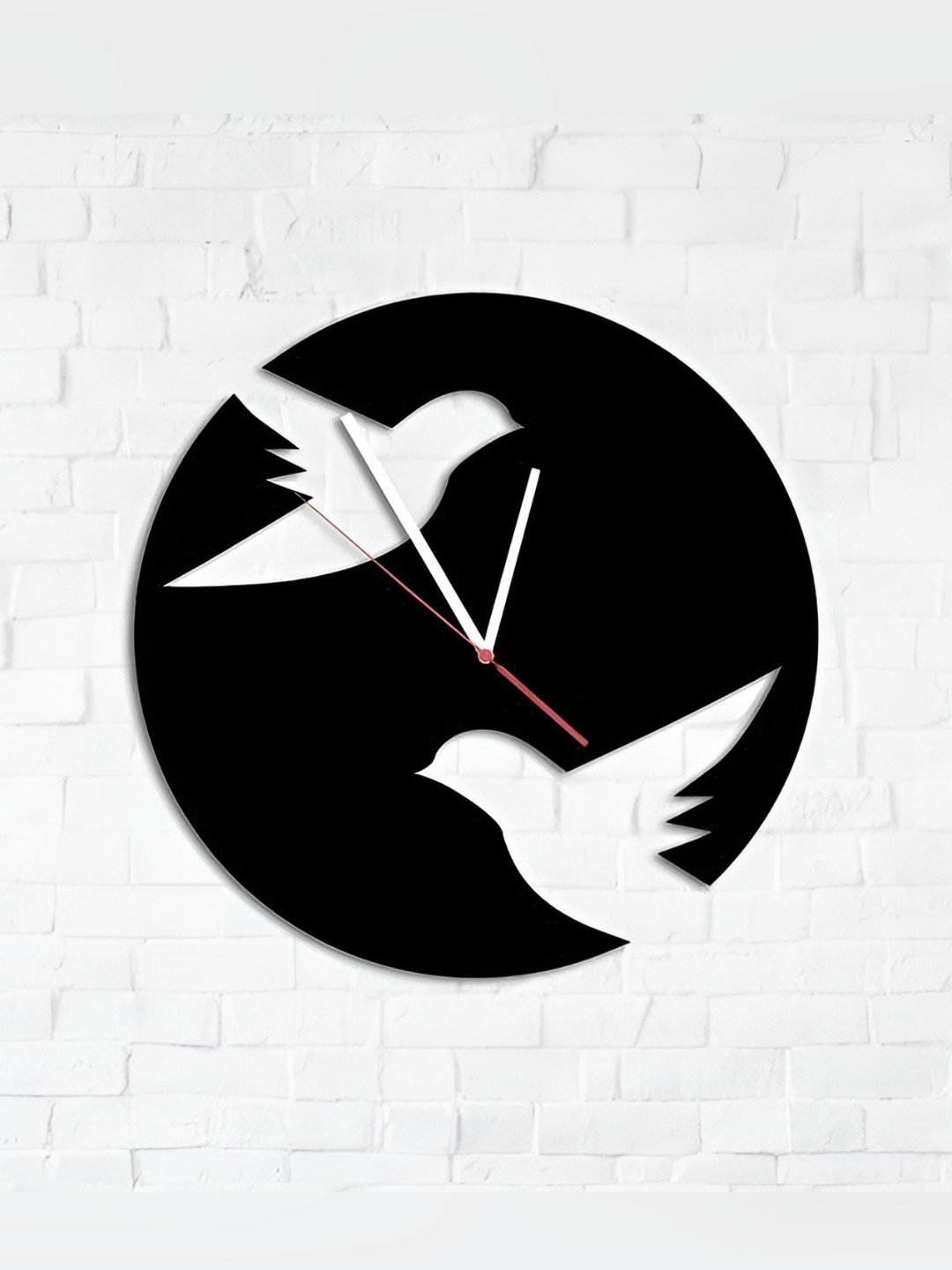 QEZNEF Black Round Graphic Printed Contemporary Wooden Analogue Wall Clock