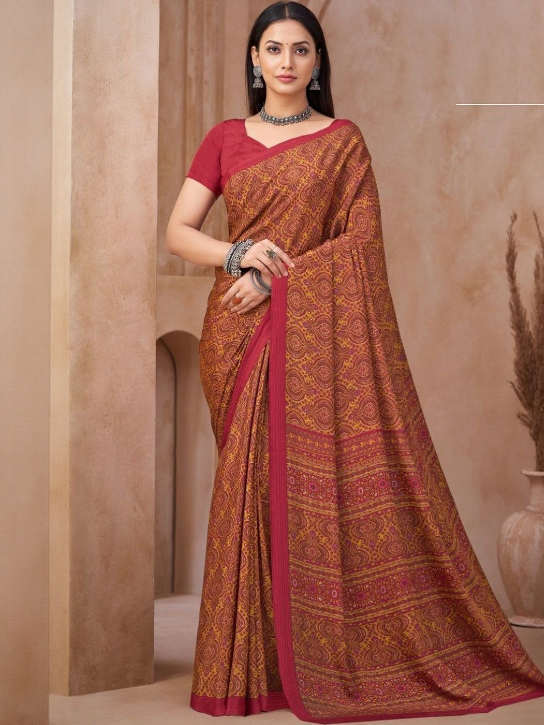 Reboot Fashions Women Ethnic Motifs Printed Saree with an Unstitched Blouse Piece