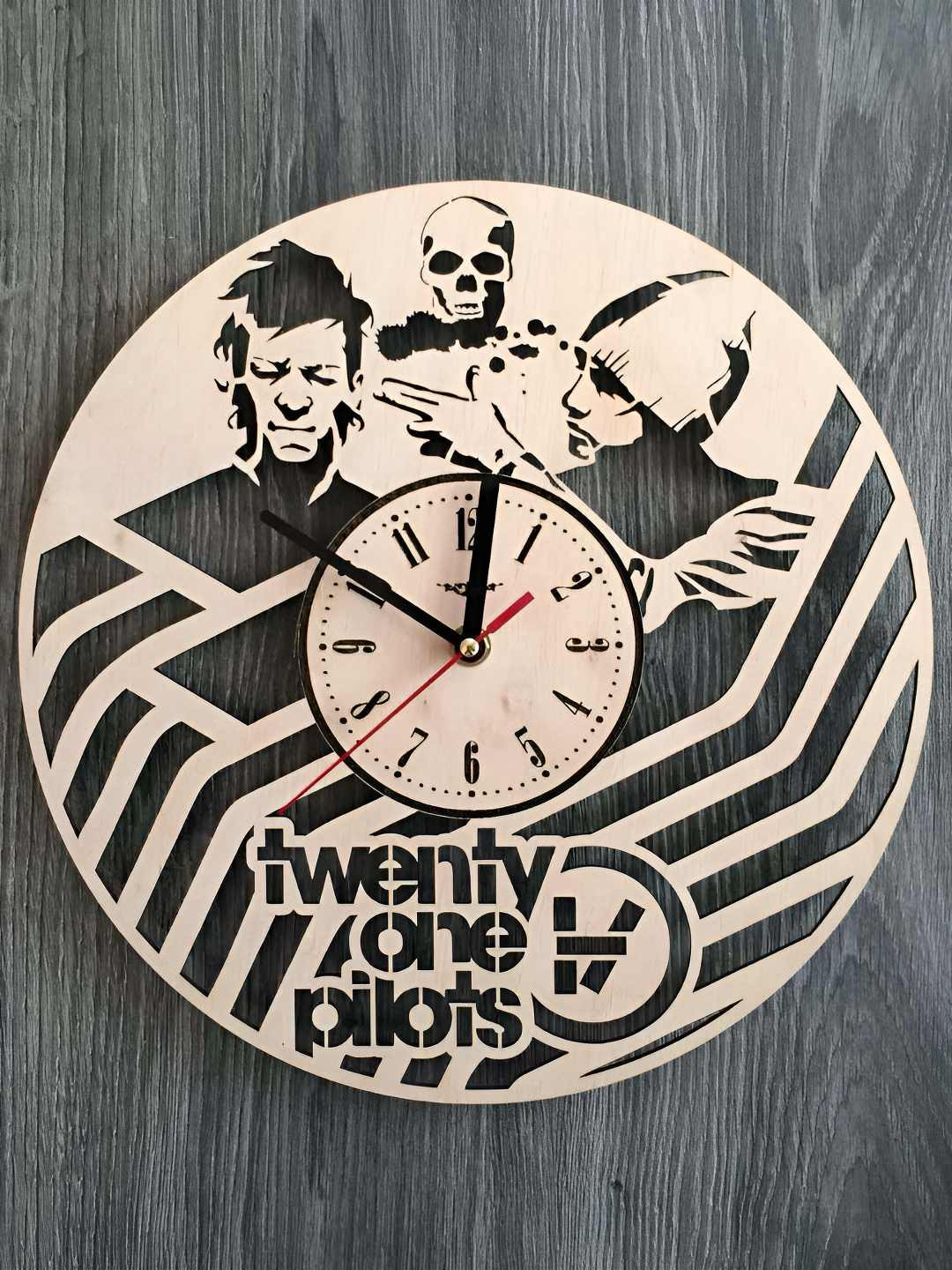 QEZNEF Beige And Black Contemporary Round Wooden Analogue Wall Clock