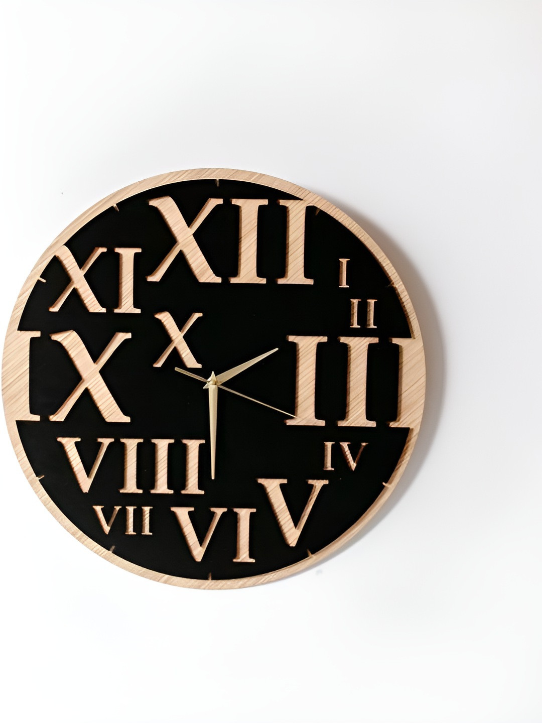 QEZNEF Pink And Black Contemporary Round Wooden Analogue Wall Clock