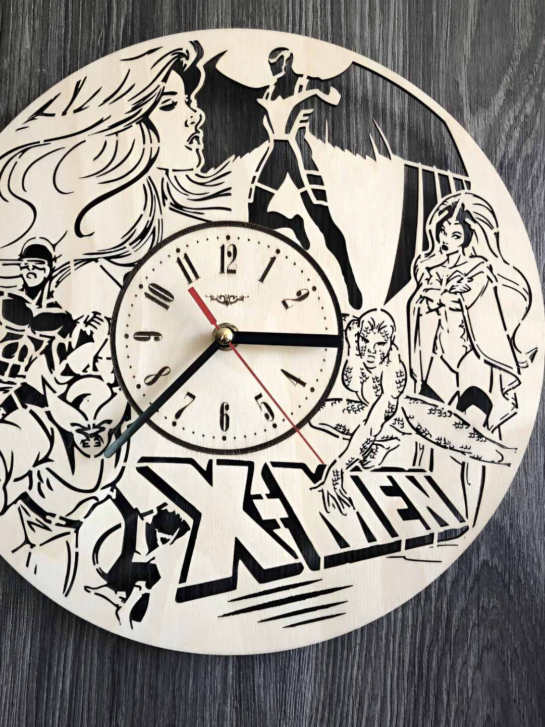 QEZNEF & Black Graphic Printed Analogue Traditional Wooden Wall Clock