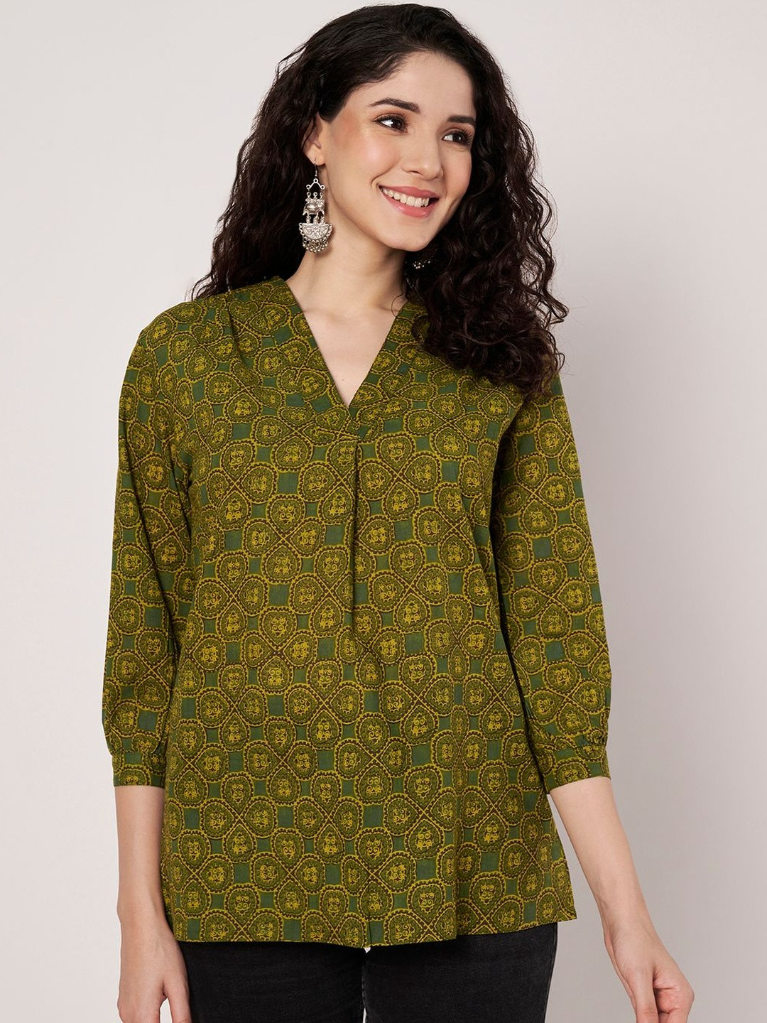 SPARSA Women Ethnic Motif Printed Gathered V-Neck Cotton Top