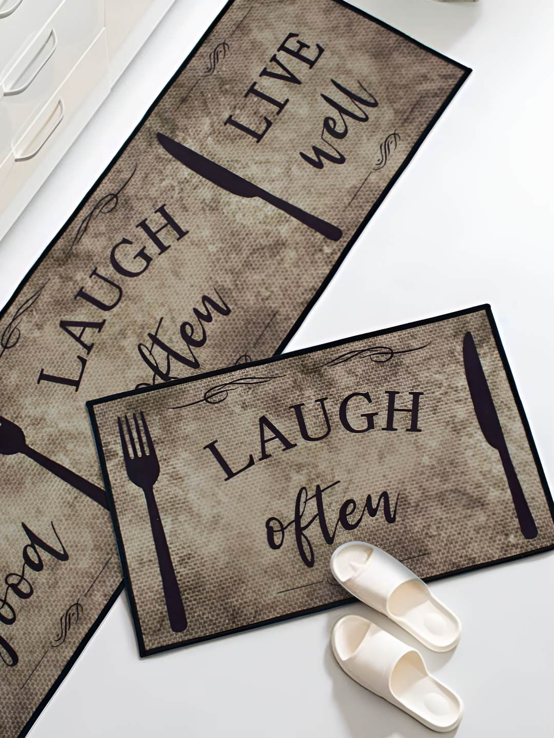 FAVRIA Brown & Black 2 Pieces Printed Waterproof Anti-Skid Velvet Kitchen Mats