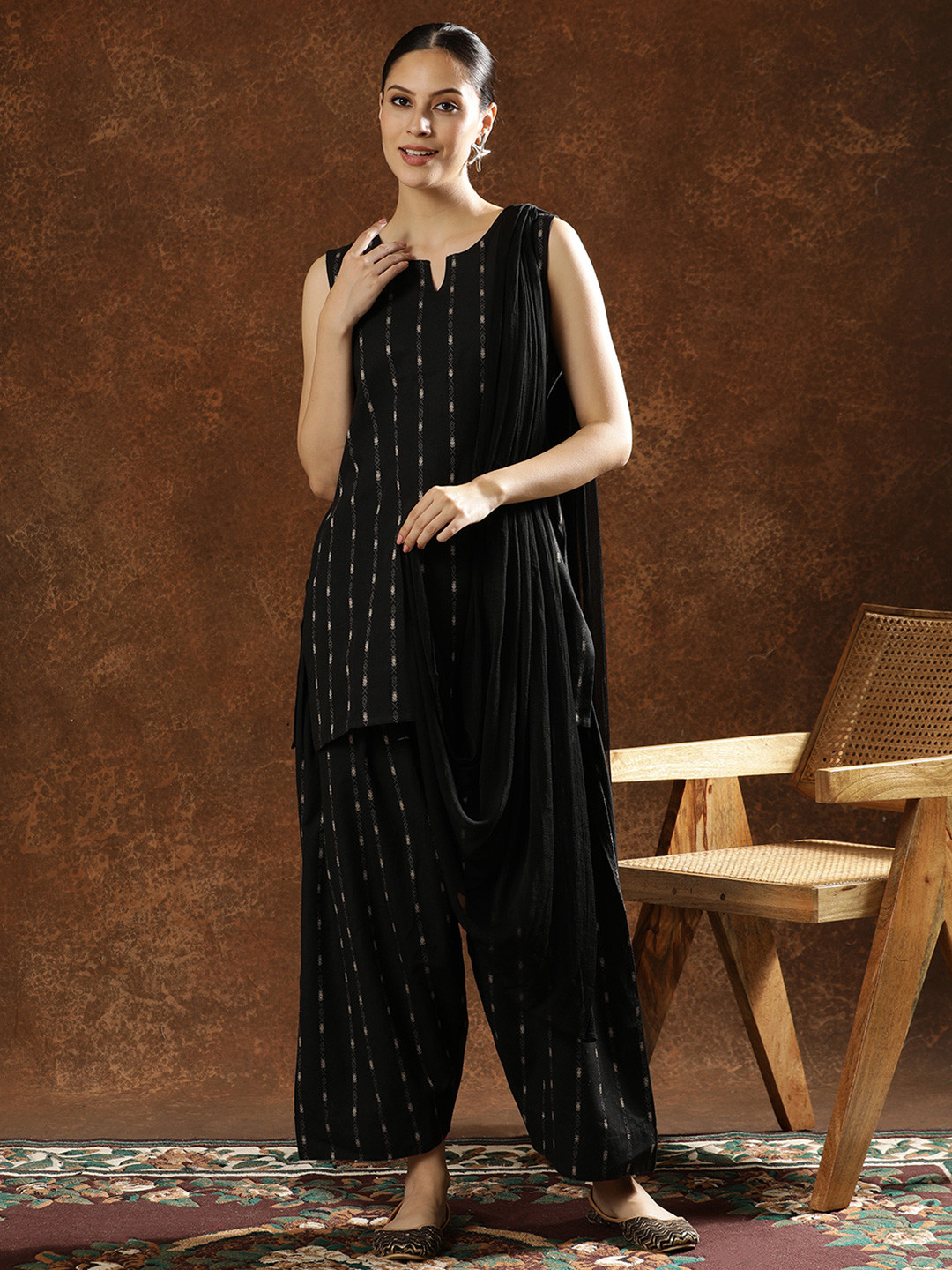 Anouk Women Cotton Printed Notch Neck Straight Kurti Farshi Salwar with Dupatta