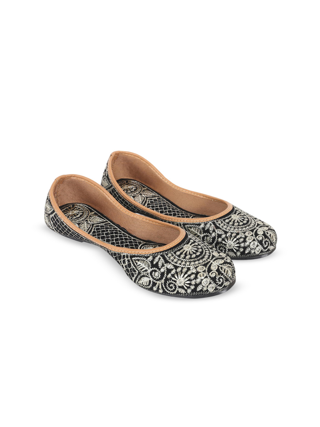 DFR Women Black Ethnic Rajasthani Embroidery Punjabi Juttis