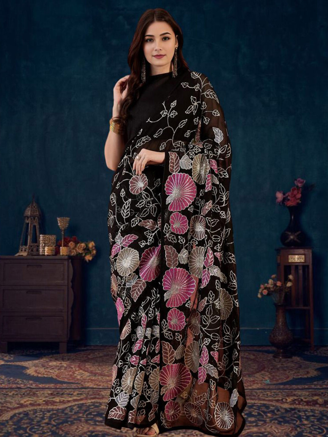 House of Pataudi Blooming Floral Embellished Sequence Saree With Blouse Piece