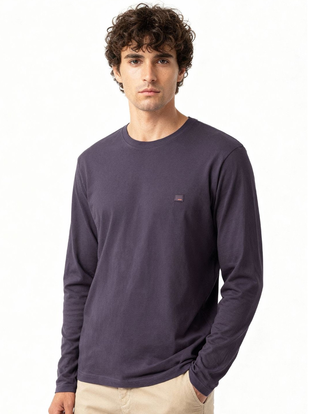 DAMENSCH Men Round Neck Fluid Long Sleeves T-shirt