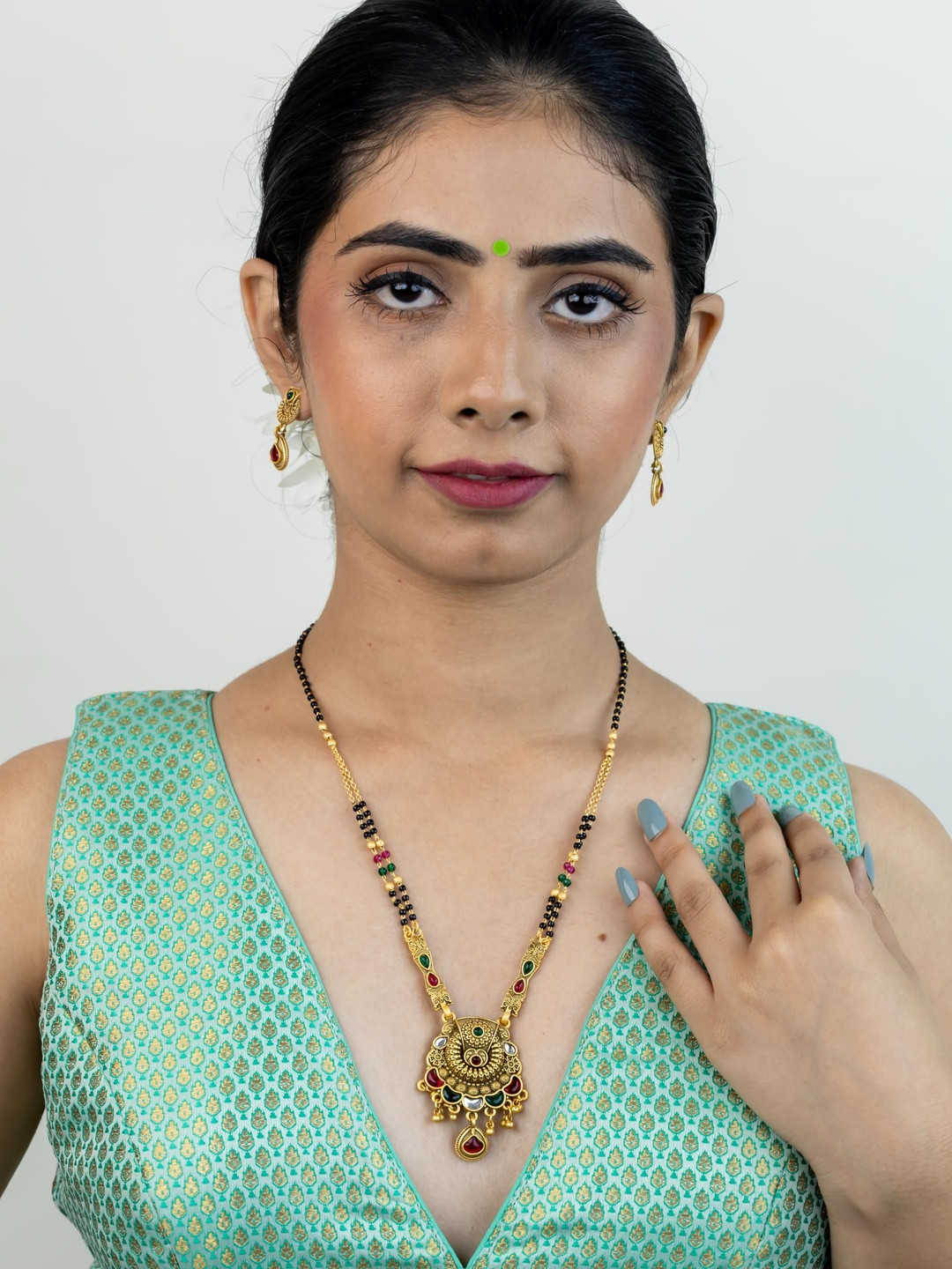 Kulin Traditional Gold-Plated Mangalsutra With Earrings