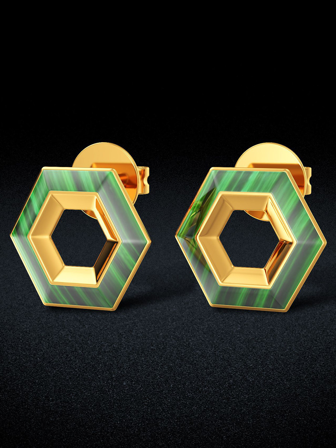 Joyalukkas Woman 22Kt Gold Stud Earring - 4.7 g