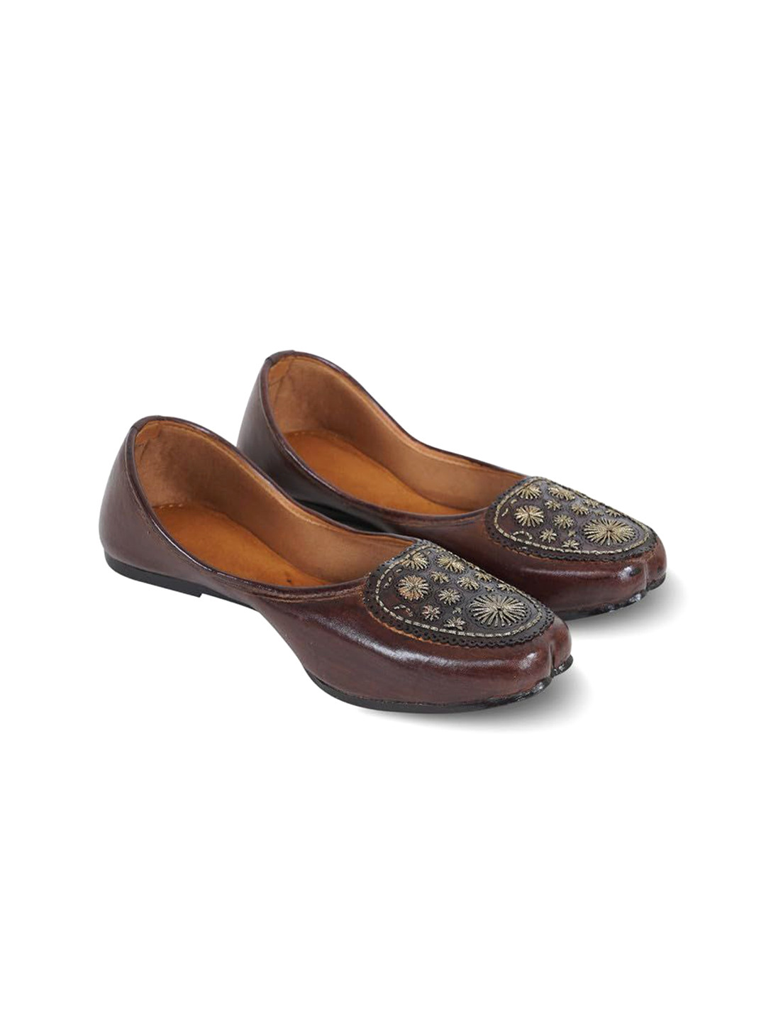 DFR  Women Textured Slip-On Rajasthani Mojaris Flats