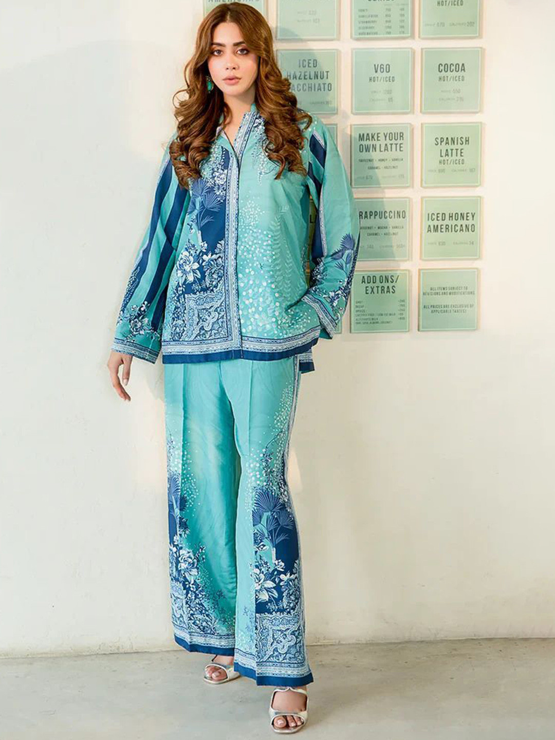 VEERVASTRA Printed Mandarin Collar Neck Long Sleeves Top With Palazzo Co-Ords