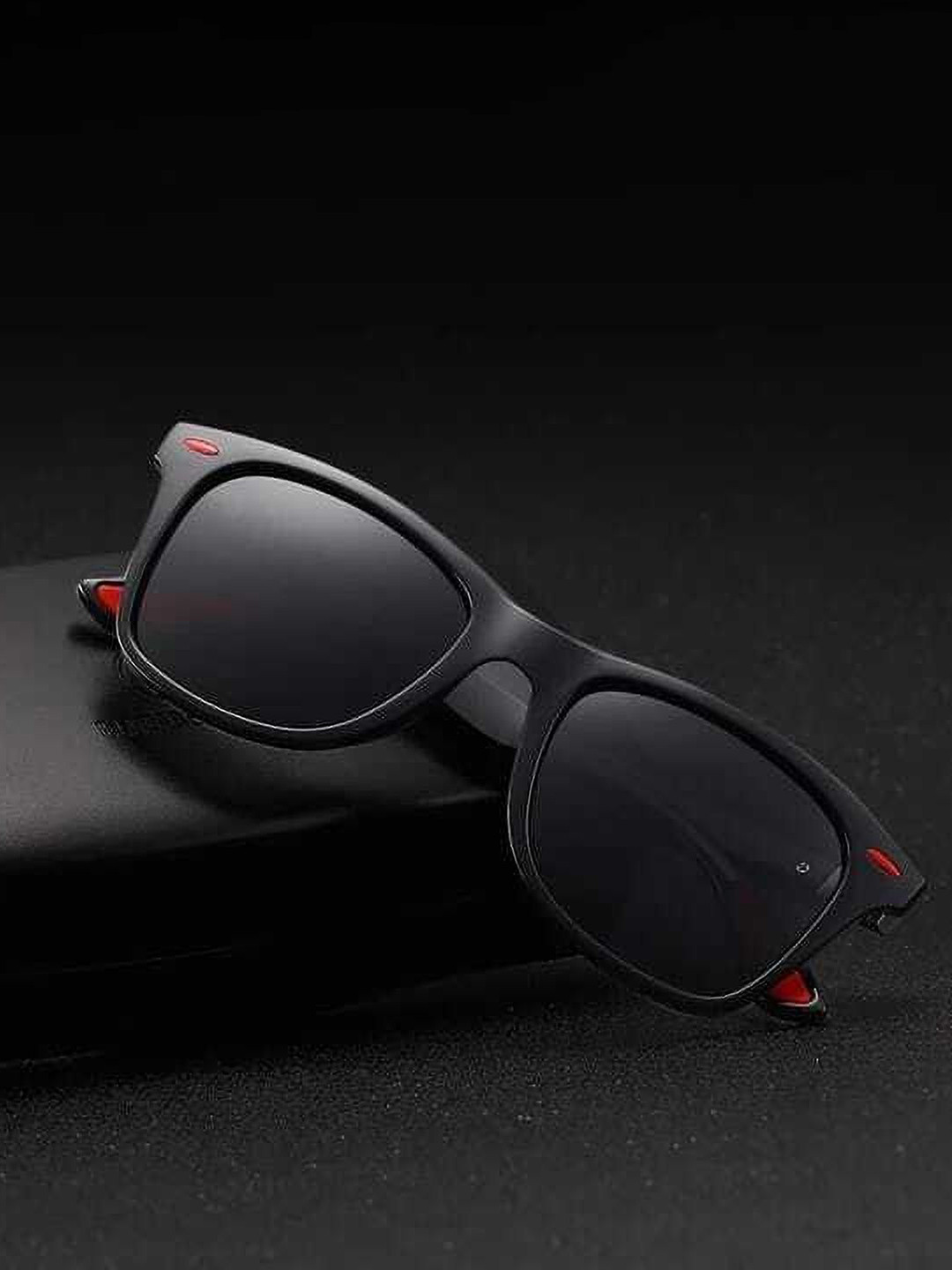 EYMEN I Unisex Wayfarer Sunglasses with Polarised and UV Protected Lens RED_TIP@Black