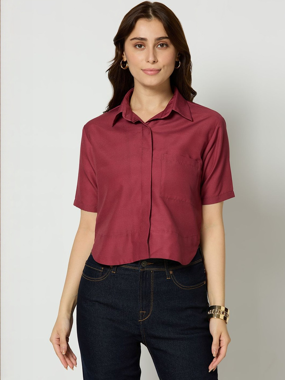 Insho Collard Button Down Cropped Shirt