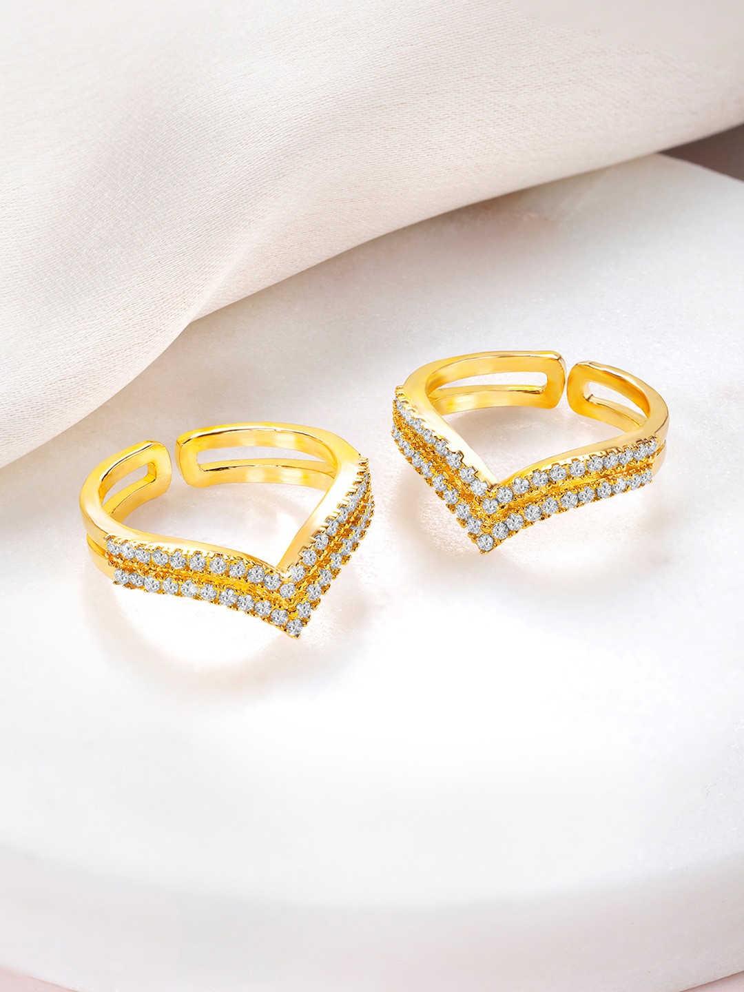 Peora Gold-Plated Cubic Zirconia Stone Studded Adjustable Bichiya Toe Rings