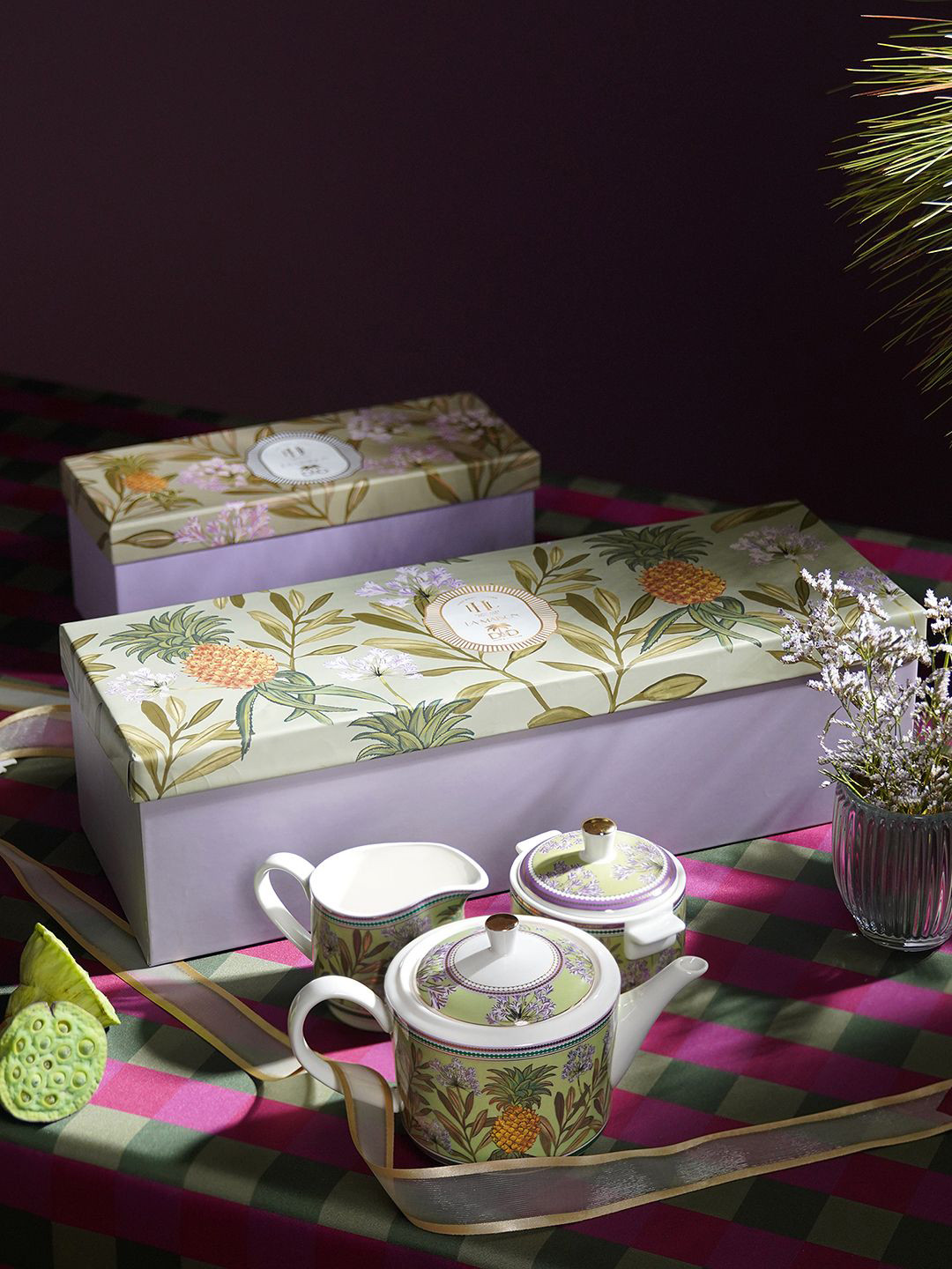 Pure Home and Living Green & White 3 Pieces Pineapple Printed Tea Set