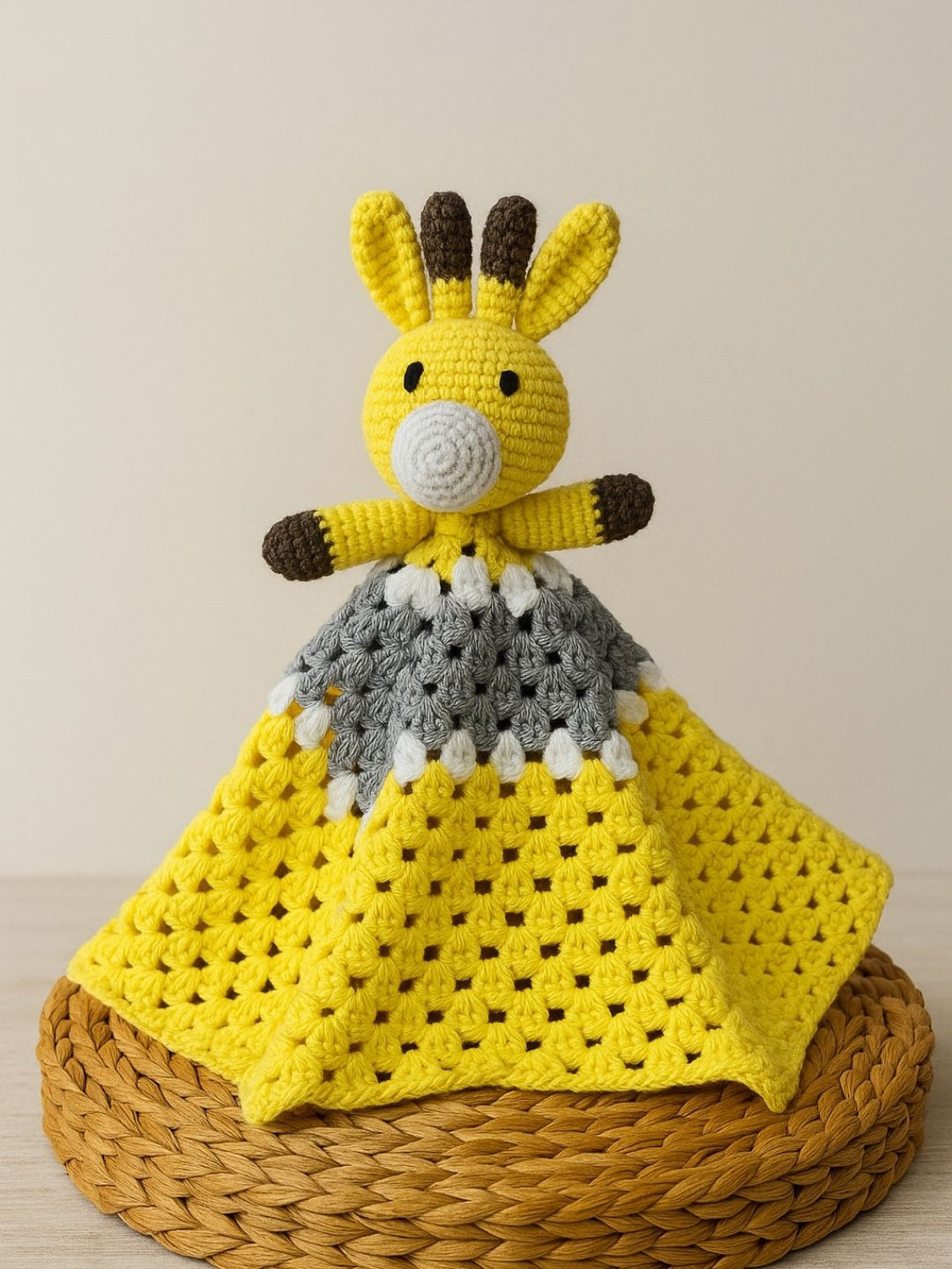 FUNKRAFTS Kids Handmade Crochet Giggles Giraffe Cotton Soft Toys and Dolls