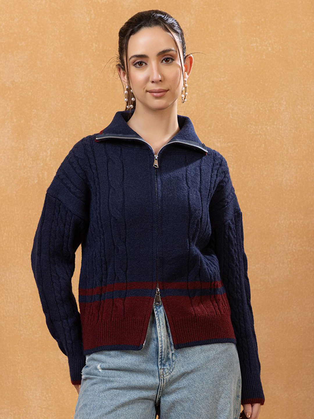 GFO Women Cable Knit Woollen Zip-Up Sweater