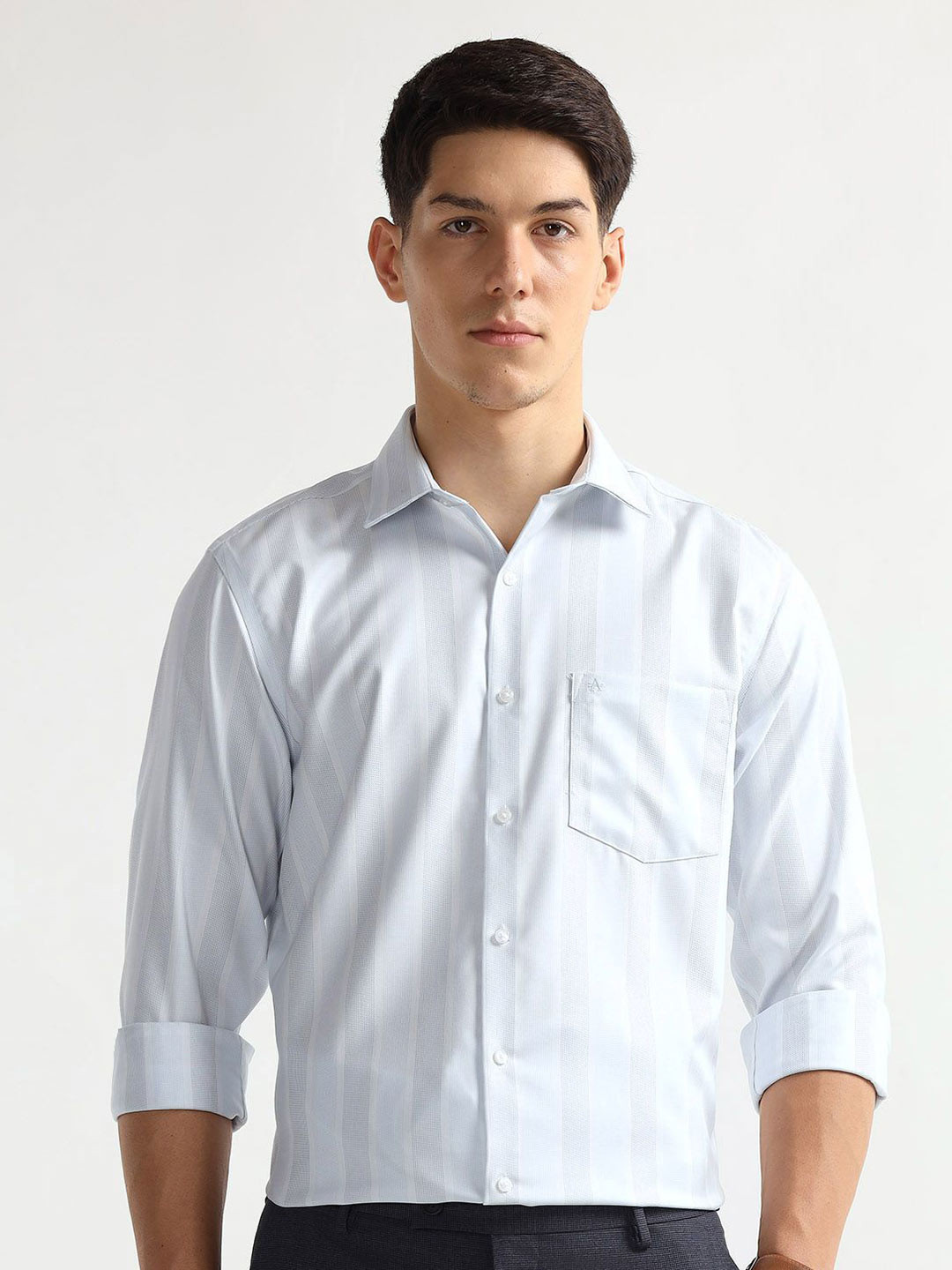 Arrow Men Vertical Striped Spread Collar Cotton Liberty Auto Press Formal Shirt