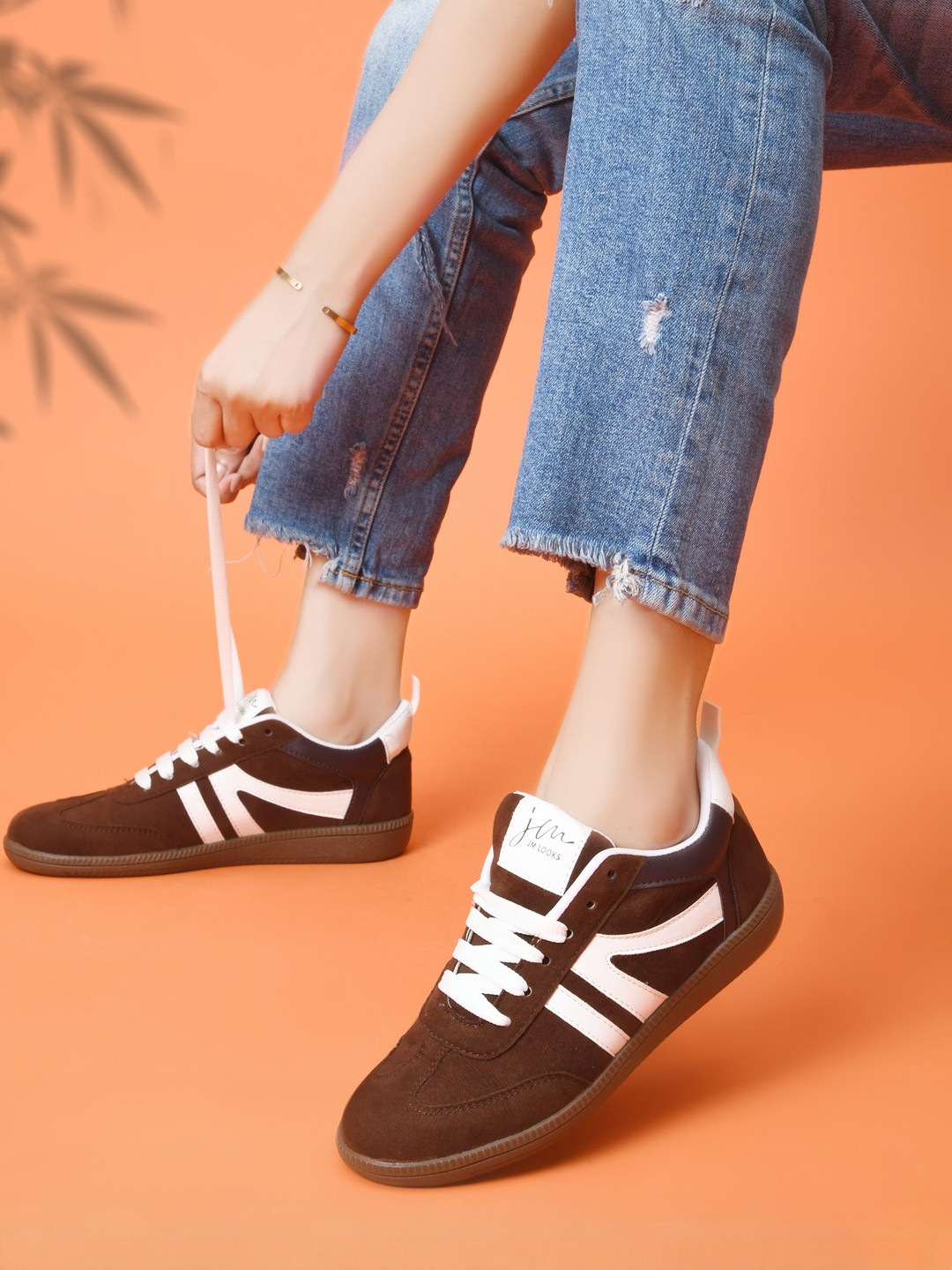JM Looks Women Classic Lace Up Casual Sneakers with Sleek Contrast Detailing