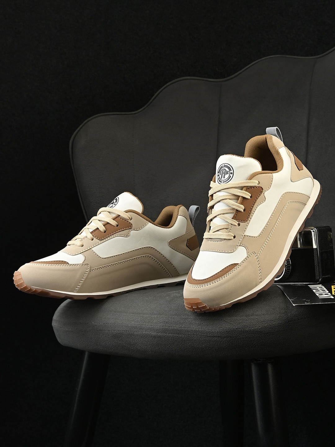 Roadster Women Beige And White Casual Sneakers