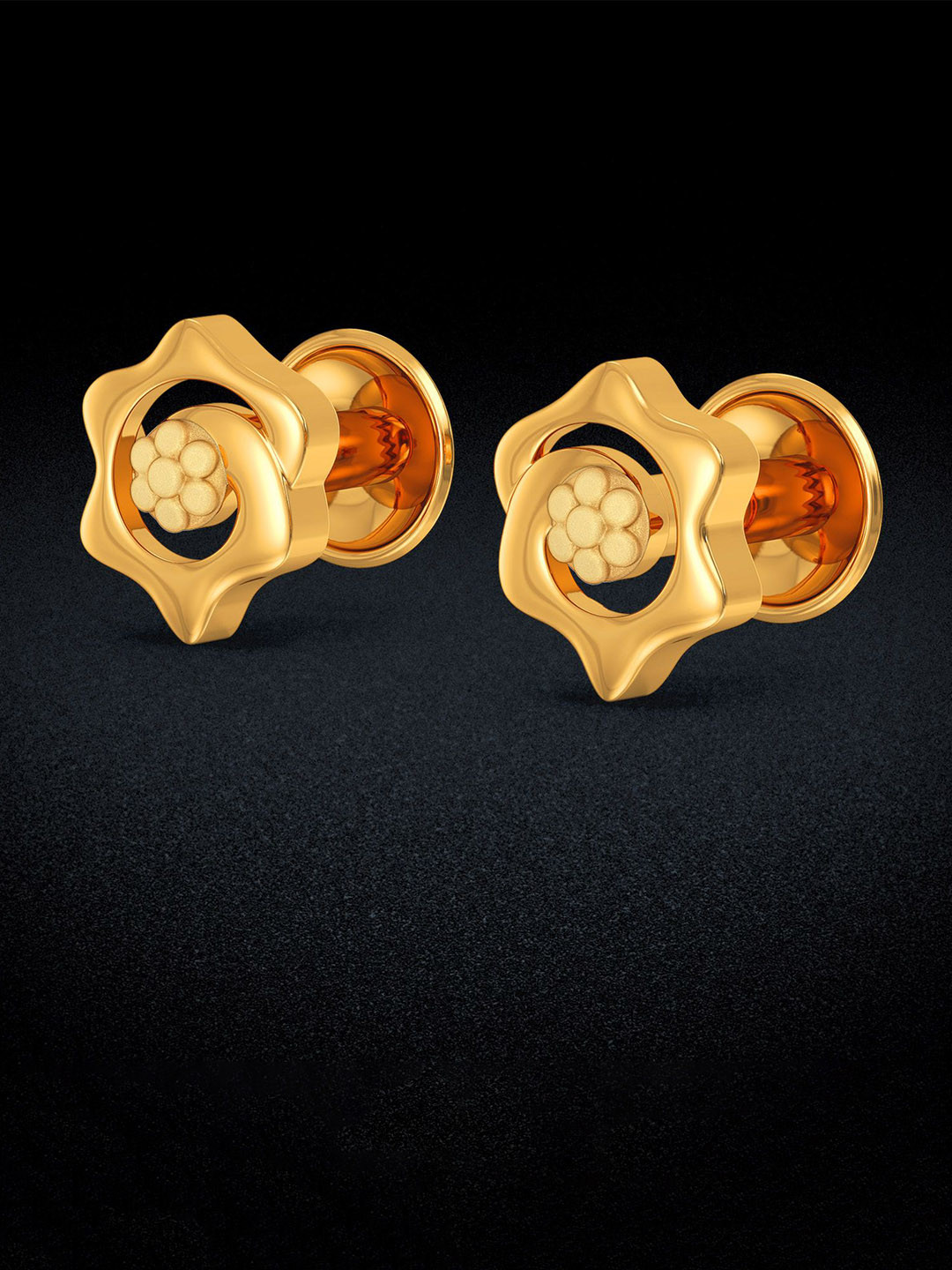 Joyalukkas Women Floral Flair 22Kt Gold Stud Earring - 1.135 g