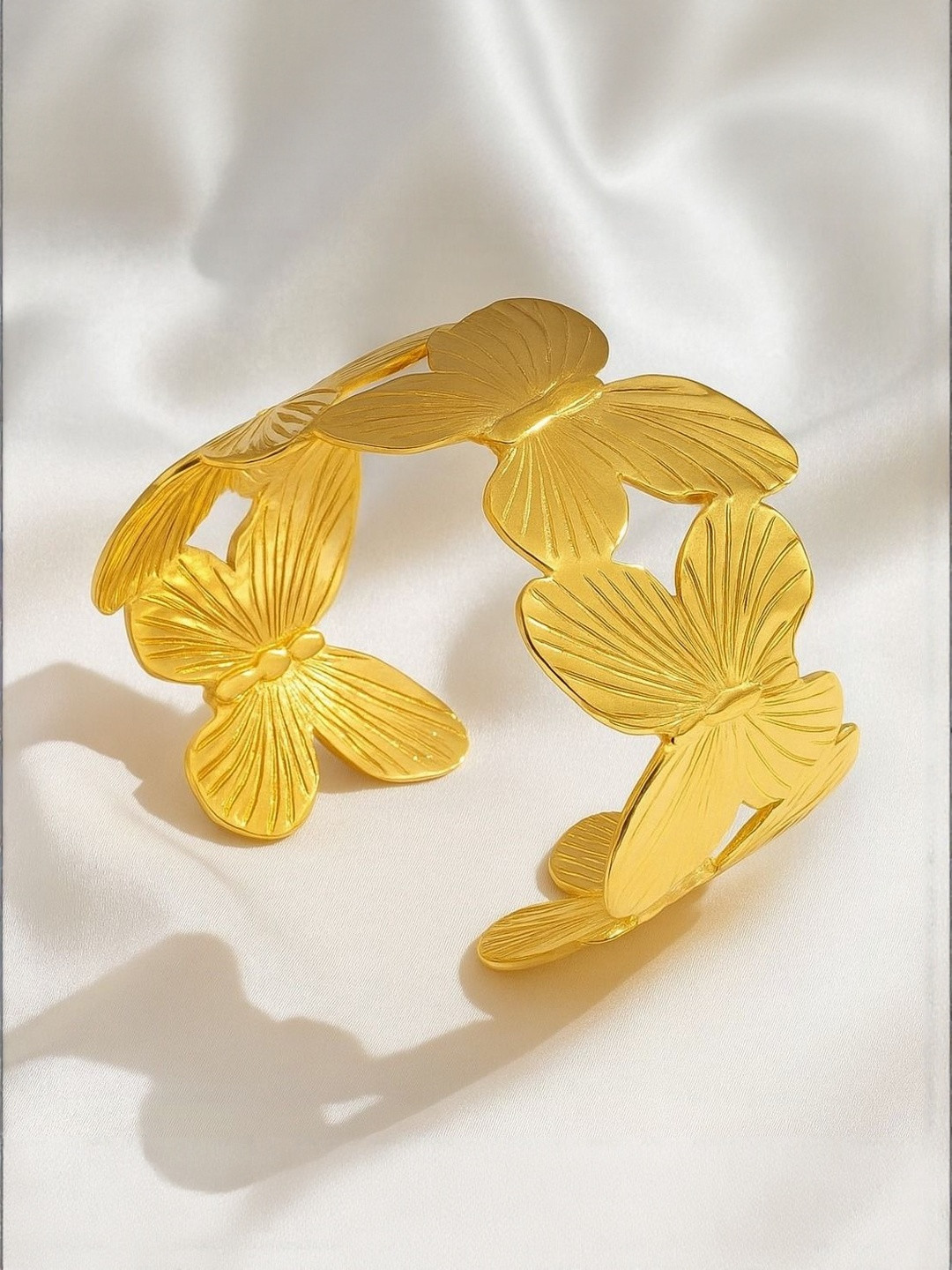 Nui Korean Bangle Style Cuff Bracelet