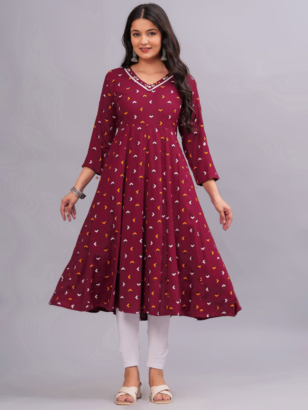 Bachuu Geometric Printed V-Neck Beads & Stones Anarkali Kurta
