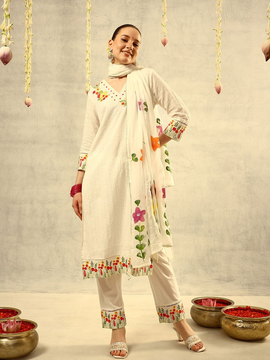 Ishin Off White Multi Coloured Thread Embroidered Kurta With Trouser & Dupatta