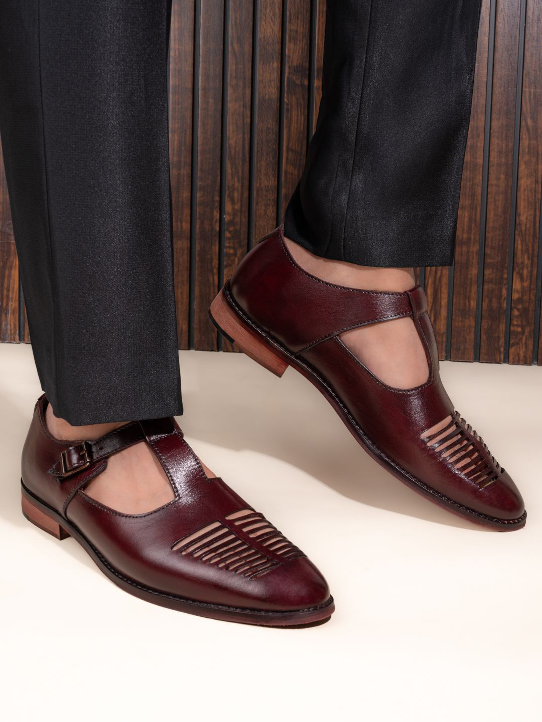 House of Pataudi Leather Casual Shoe-Style Sandals with Buckle