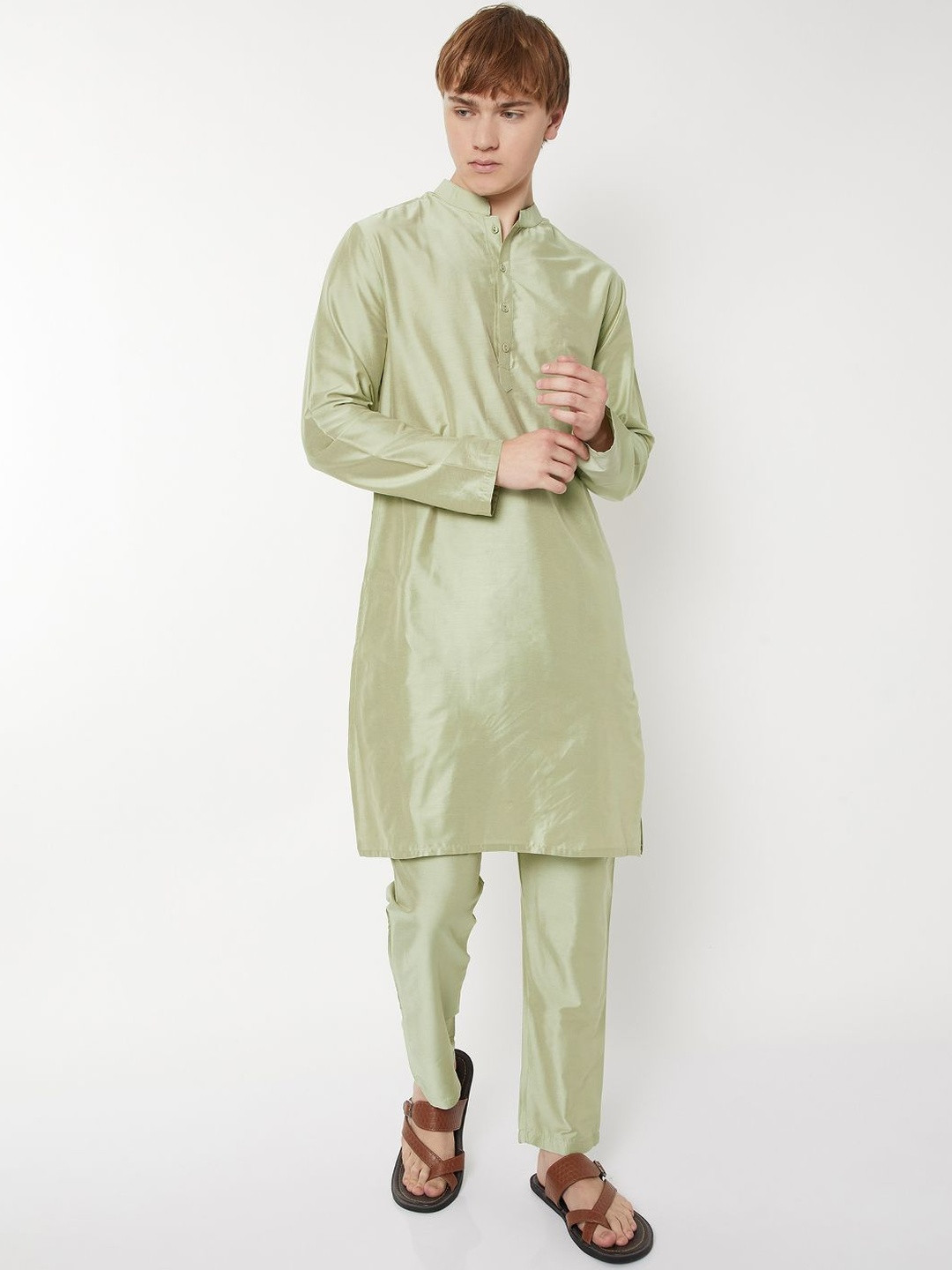 max Men Solid Ethnic Kurta with Pyjamas