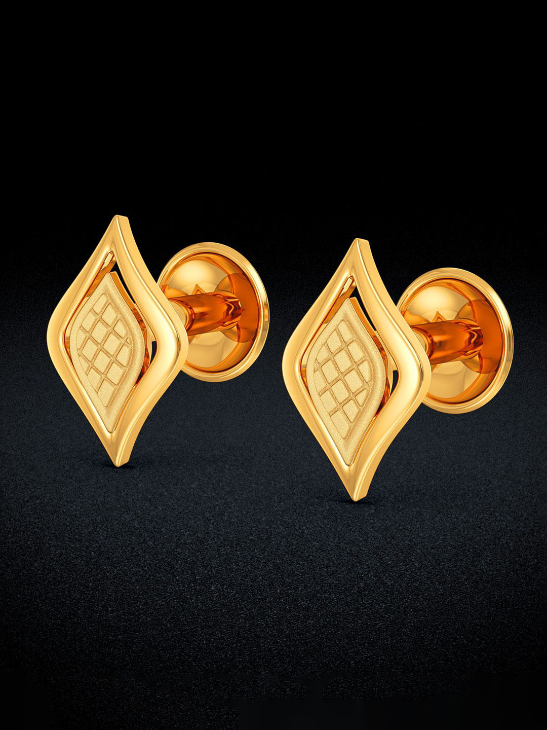 Joyalukkas Women Luxe Leaflet 22Kt Gold Stud Earring - 1.045 g