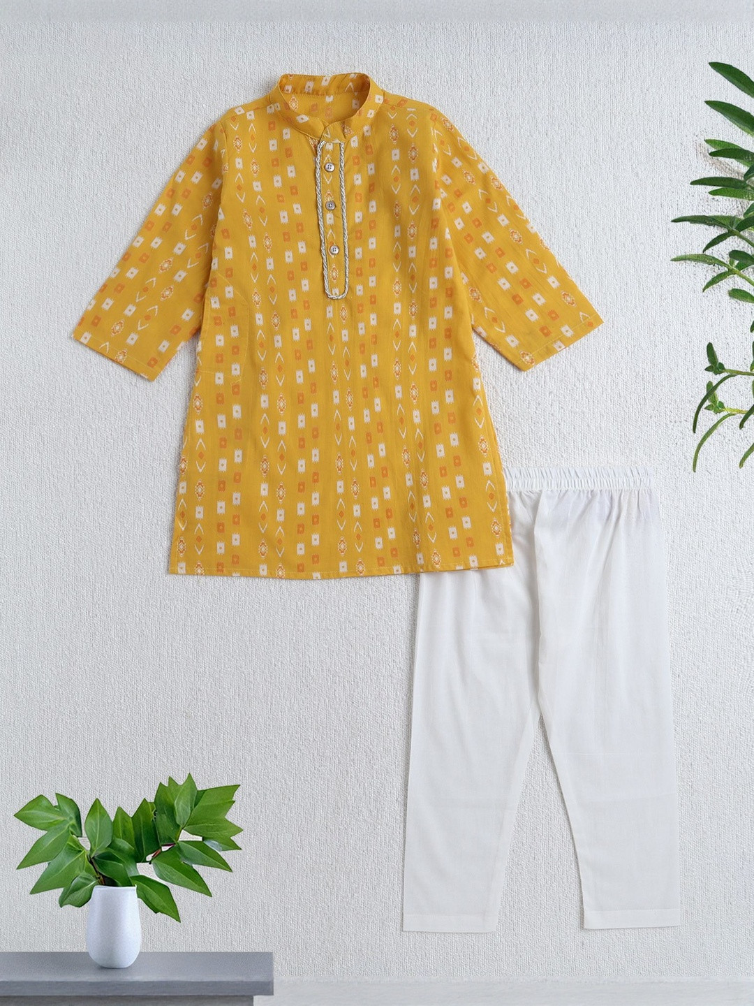 The Magic Wand Boys Bandhani Printed Regular Pure Cotton Kurta with Pyjamas