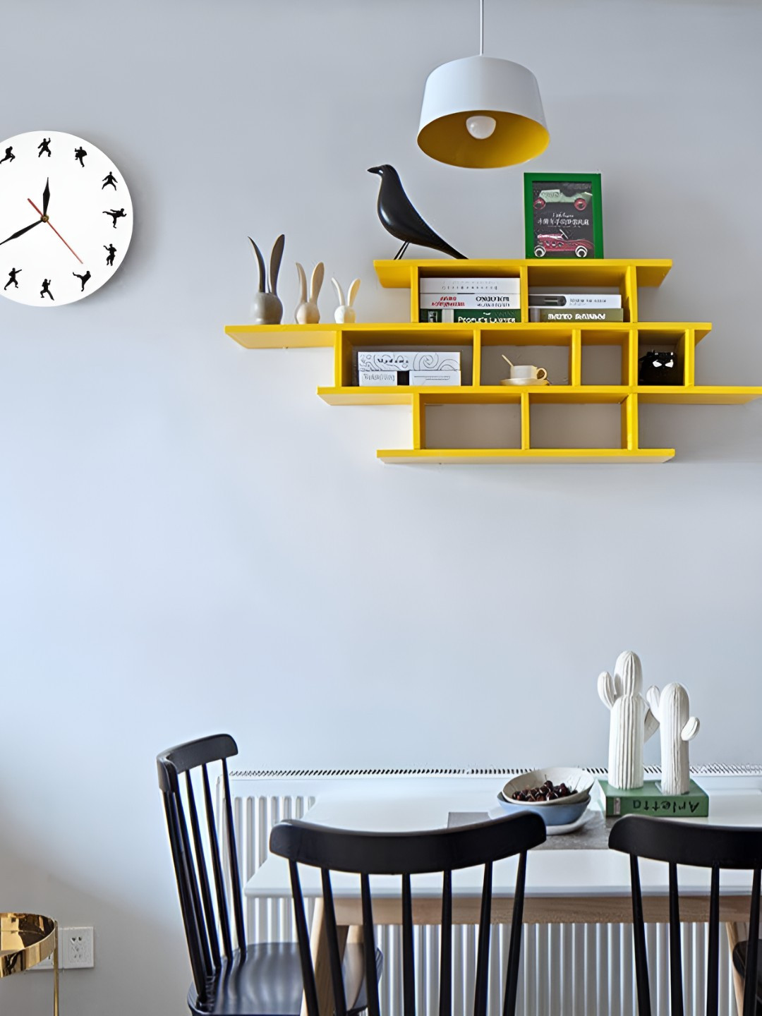 QEZNEF White & Black Graphic Printed Analogue Round Traditional Wall Clock