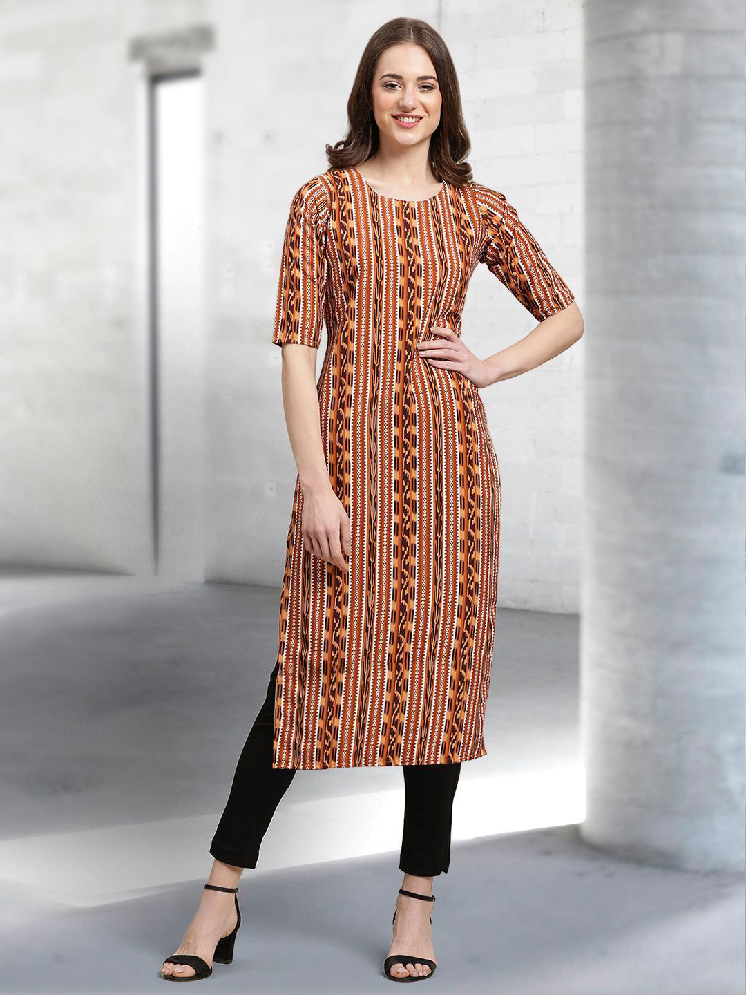 Ethnic basket Geometric Printed Round Neck A-Line Kurtas