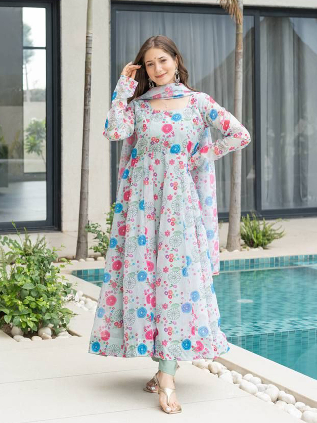 Yara Creation Women Floral Printed Floor Length Tiered Anarkali Kurta & Trouser & Dupatta
