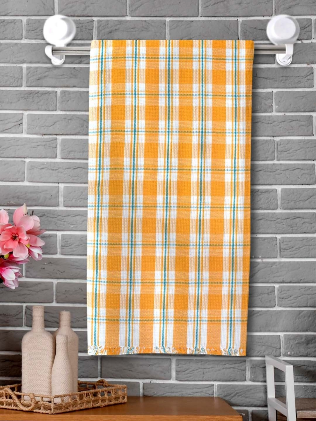 Athom Living Pink & White Checkered Printed Cotton 210 GSM Thin Bath Towel