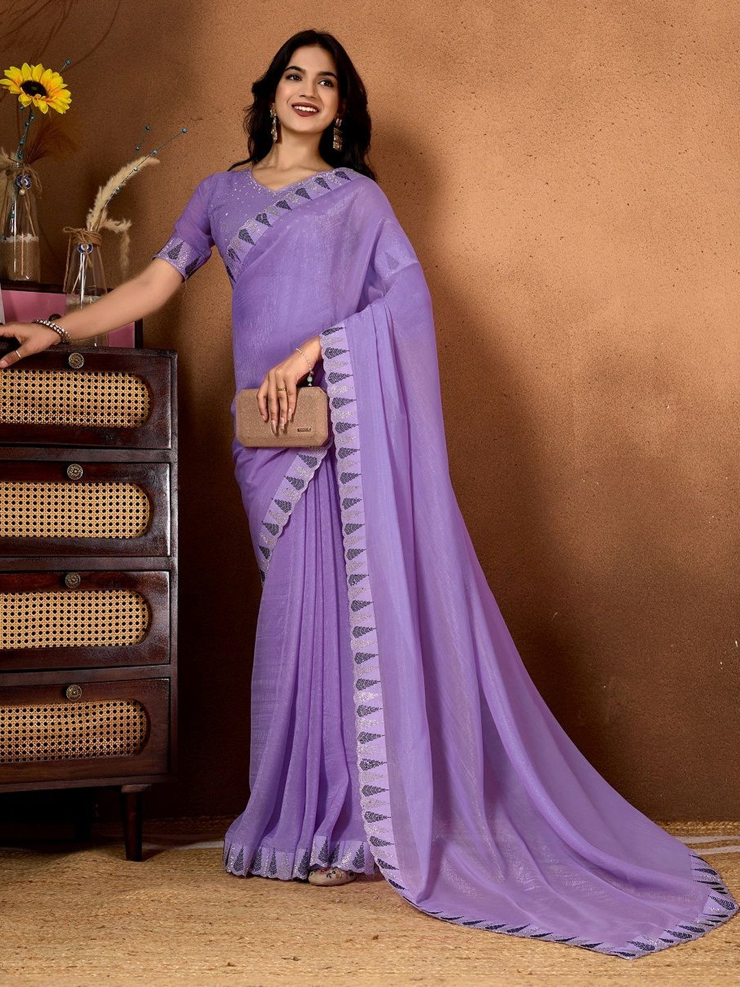 saretramall Embellished Border Beads and Stones Bomkai silk Saree With Blouse Piece