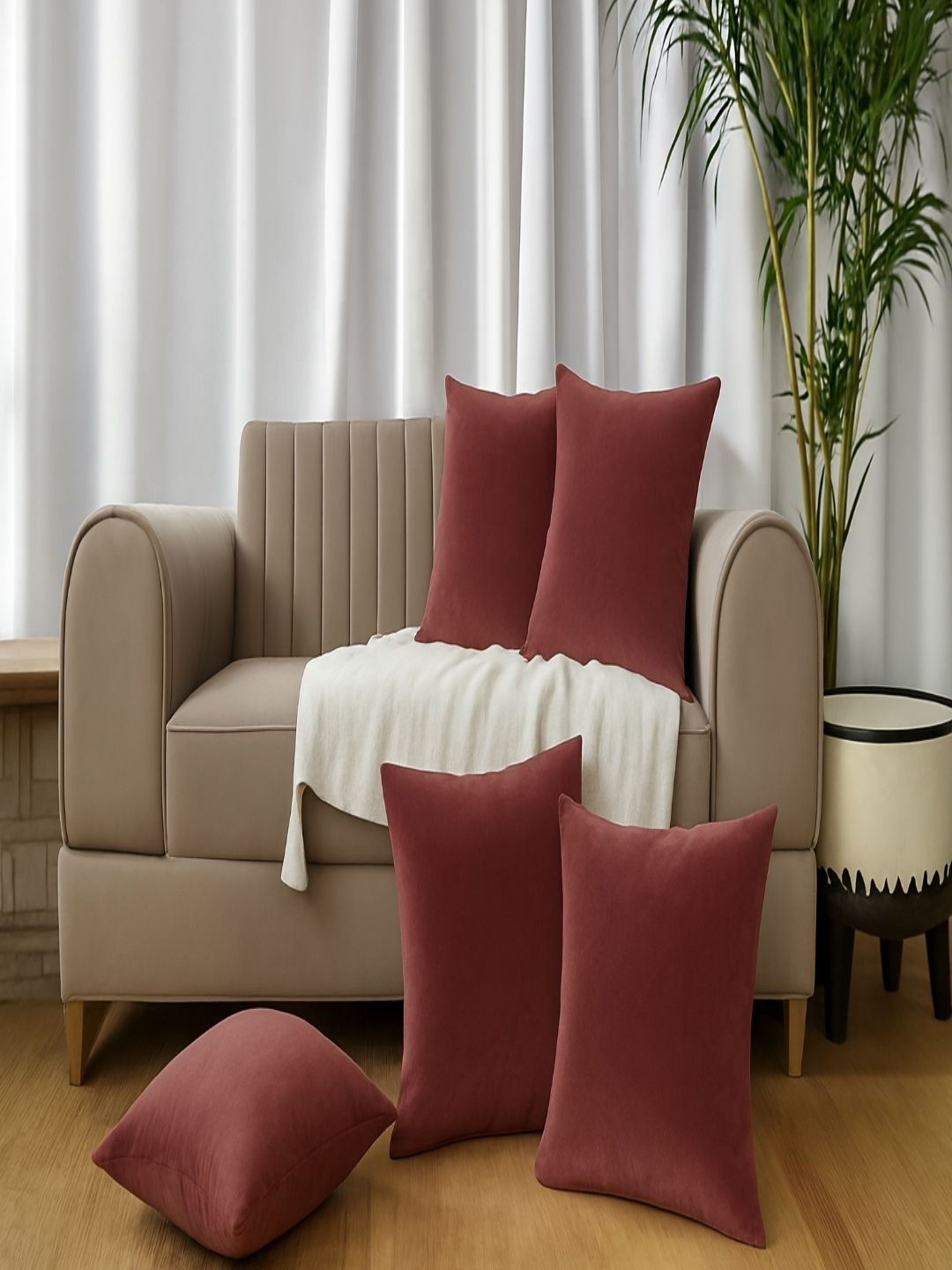 INDHOME LIFE Burgundy 5 Pieces Velvet Square Cushion Covers